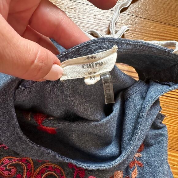 Entro blue denim pink embroidered tassel tank top SIZE M - Picture 4 of 5